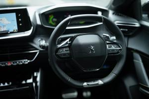 Peugeot 208 GT Line 2020 года  (JP)